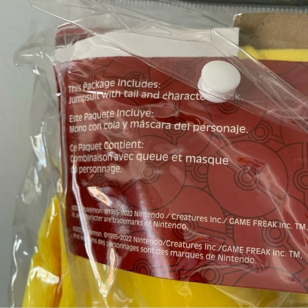 NWT. POKÉMON Pikachu Kids Costume